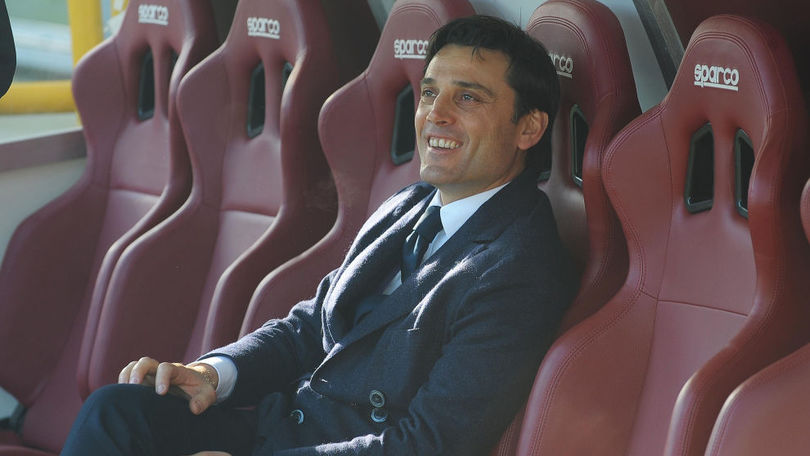 Calciomercato Fiorentina, Montella: «Cerchiamo una punta che segni» VIDEO