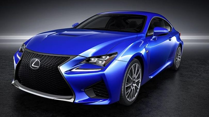 Lexus RC F: 460 cv e 300 orari