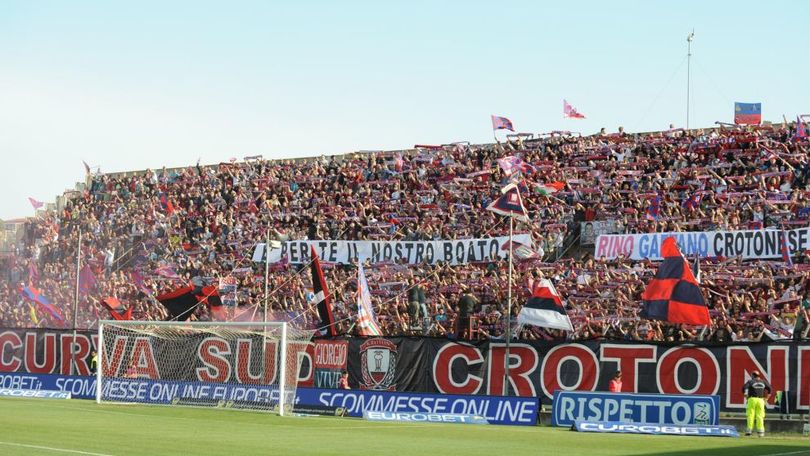Calciomercato Crotone, firma Modesto: contratto di due anni