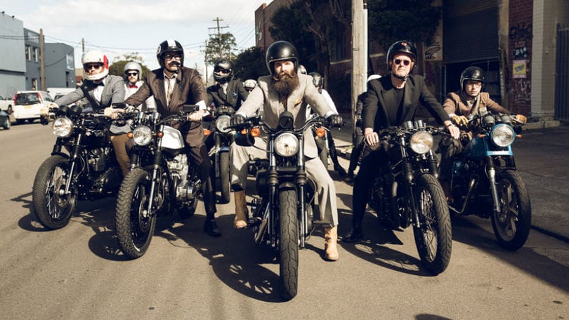 Triumph con i gentlemen per la ricerca