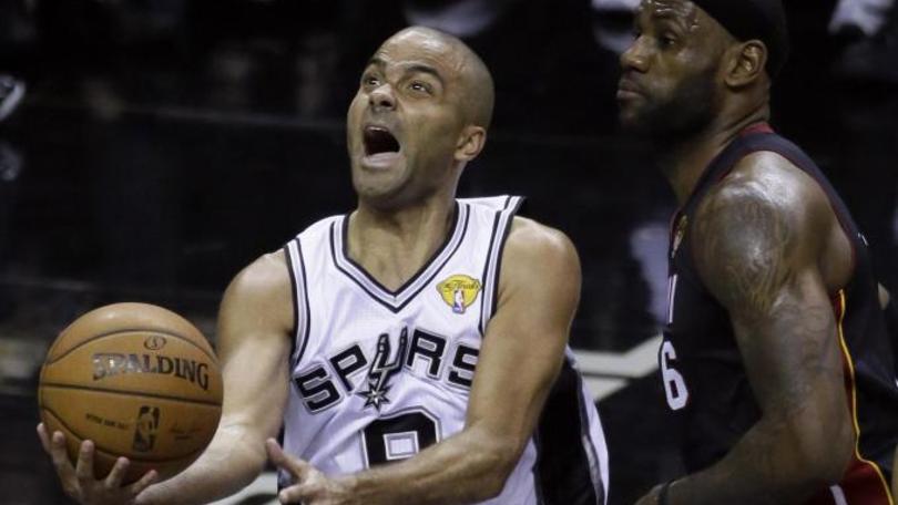 Basket NBA, Parker piega il Fenerbahce