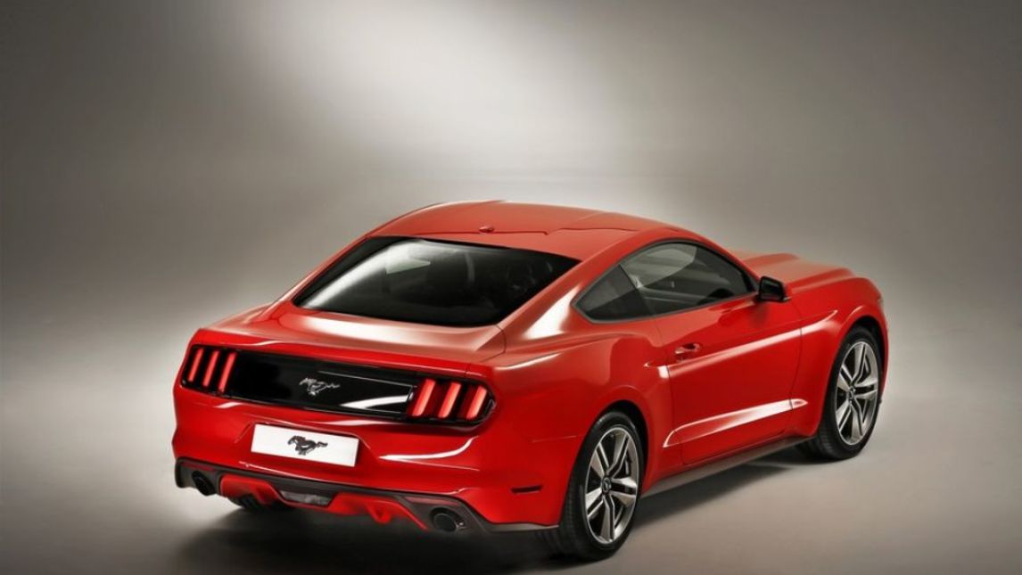 Nuova Ford Mustang, il pony arriva in Italia