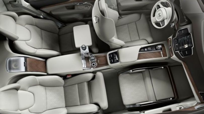 Volvo XC90 Lounge Console, il SUV-limousine