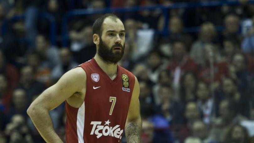 L'Olympiacos vicino alla meta