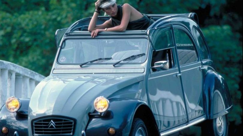 Citroen 2CV: il mito da… spiaggia