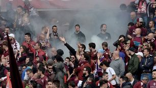 FOTO Torino-Juve, bomba carta esplosa allo stadio