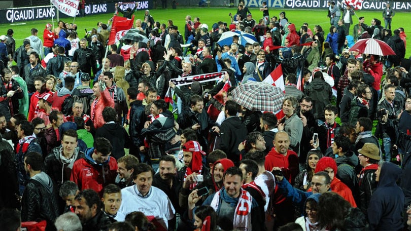FOTO Il Carpi vola in serie A. Che festa al Cabassi!