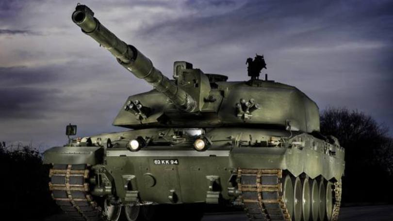 Sospensioni da F1 per un tank da 35 tonnellate