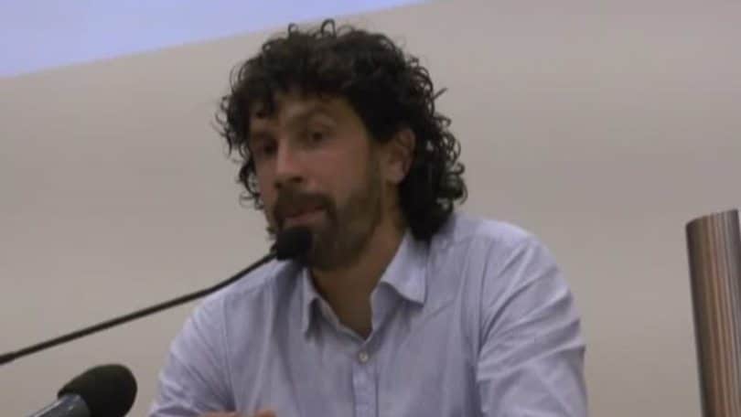 Tommasi: "Situazione club-tifosi un'anomalia italiana"