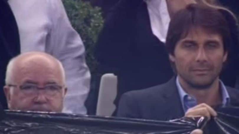 FOTO La coreografia dello Stadium? Con Conte e Tavecchio
