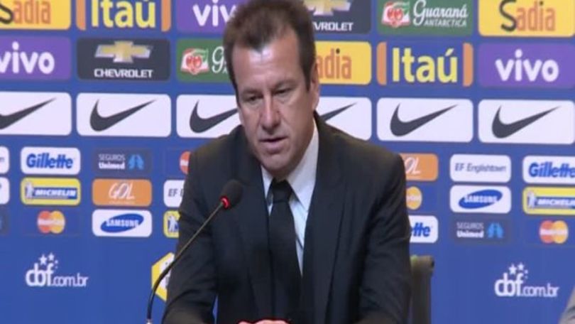 Dunga: "Robinho un punto di riferimento"