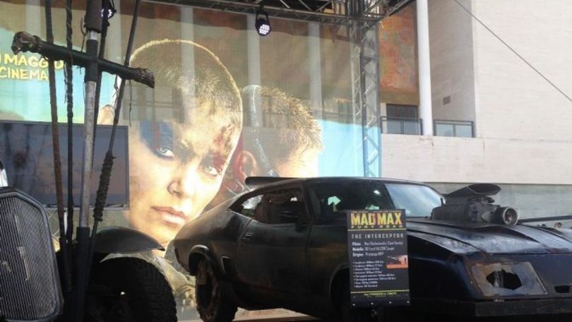 Mad Max Fury Road, la Ford Falcon Interceptor dal vivo