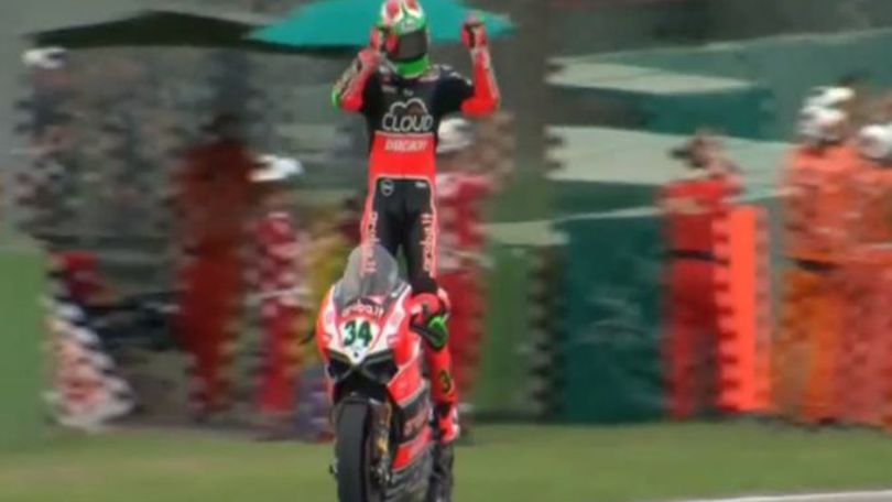 SBK - Rea sbanca Imola, solo podi per Ducati ed Aprilia