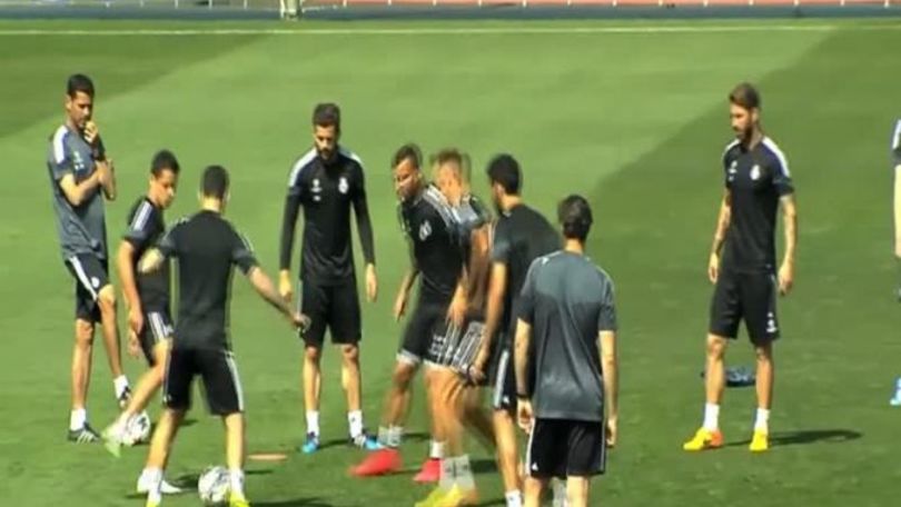 Real, atmosfera rilassata in allenamento