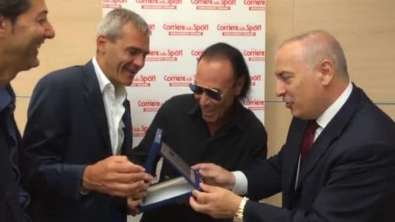 Antonello Venditti "firma" la prima pagina del Corriere dello Sport