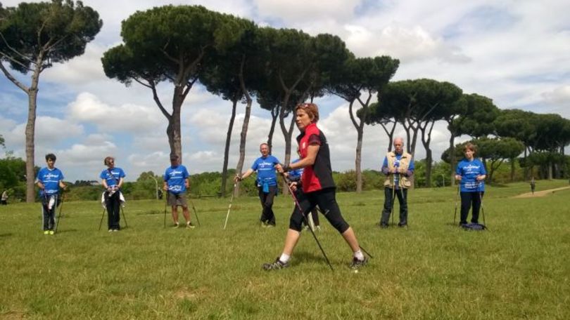 Atletica, istruttori di Nordic Walking a Villa Pamphilj