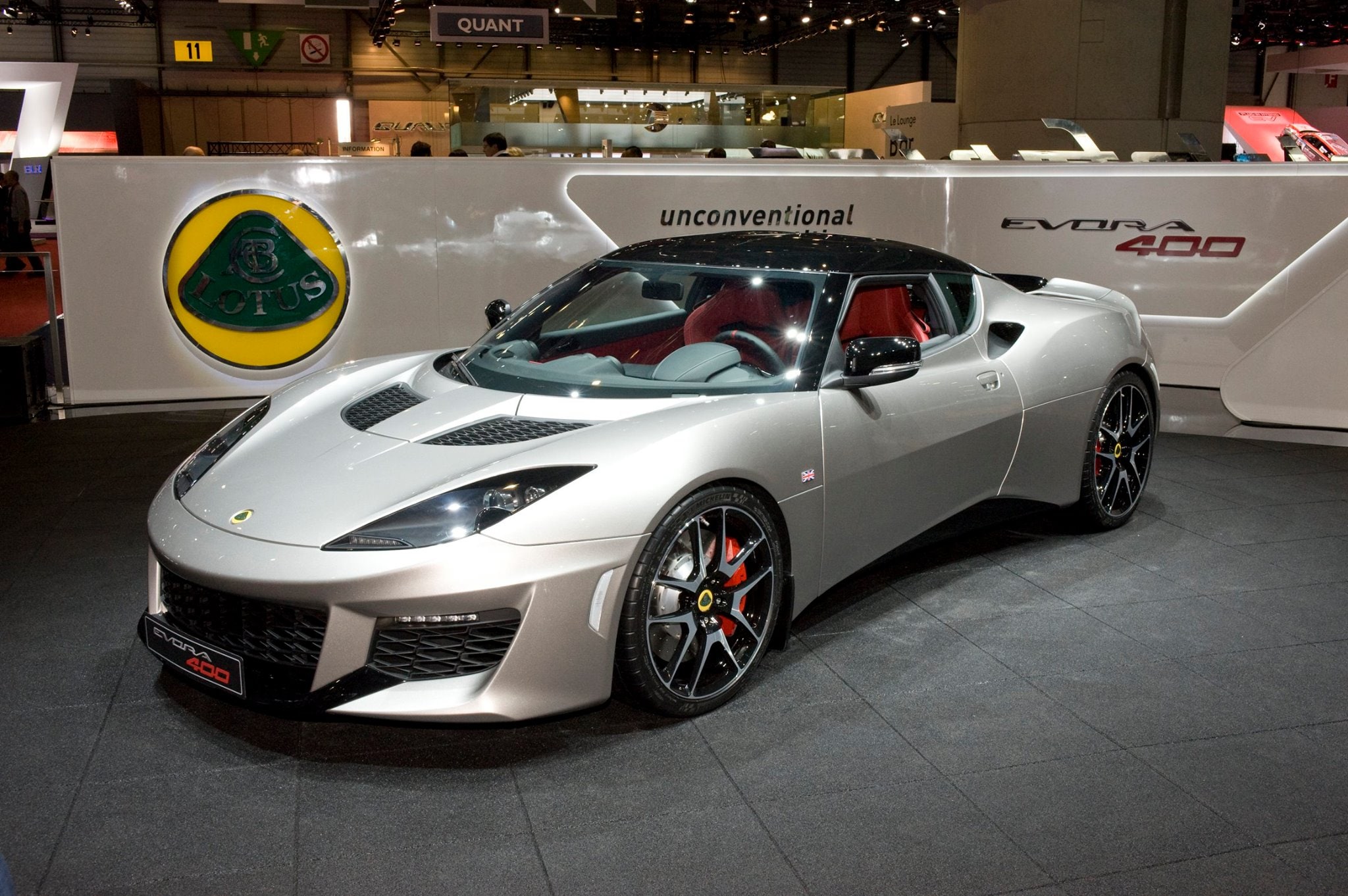 Lotus Evora 400, un kart da 100 mila euro