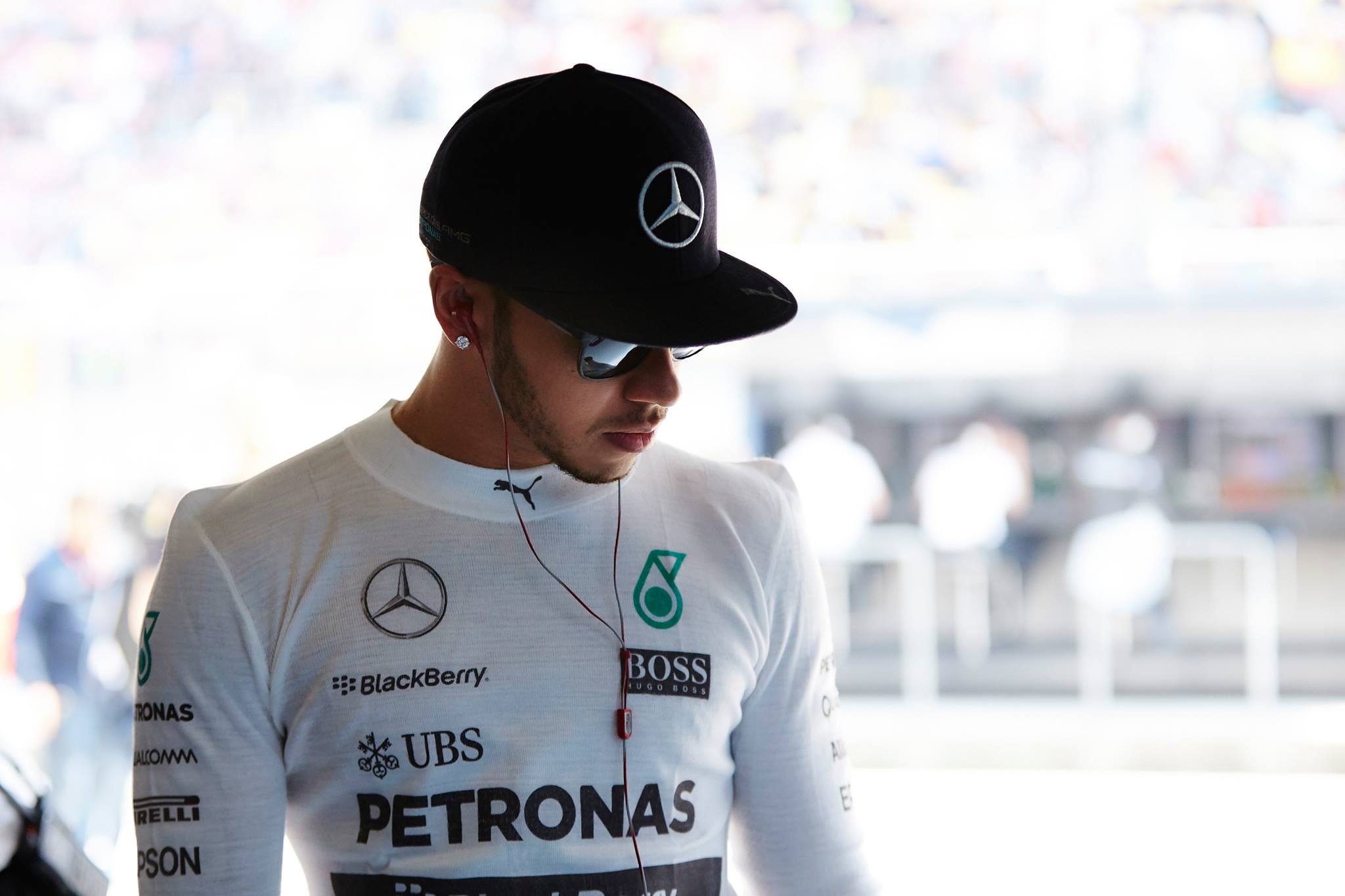 F1, Hamilton rinnova con Mercedes fino al 2018