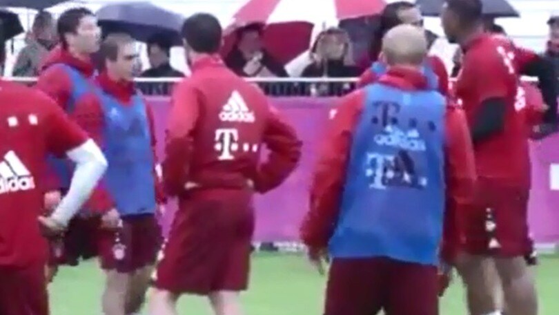 Bayern, rissa Boateng-Lewandowski: divisi da Benatia