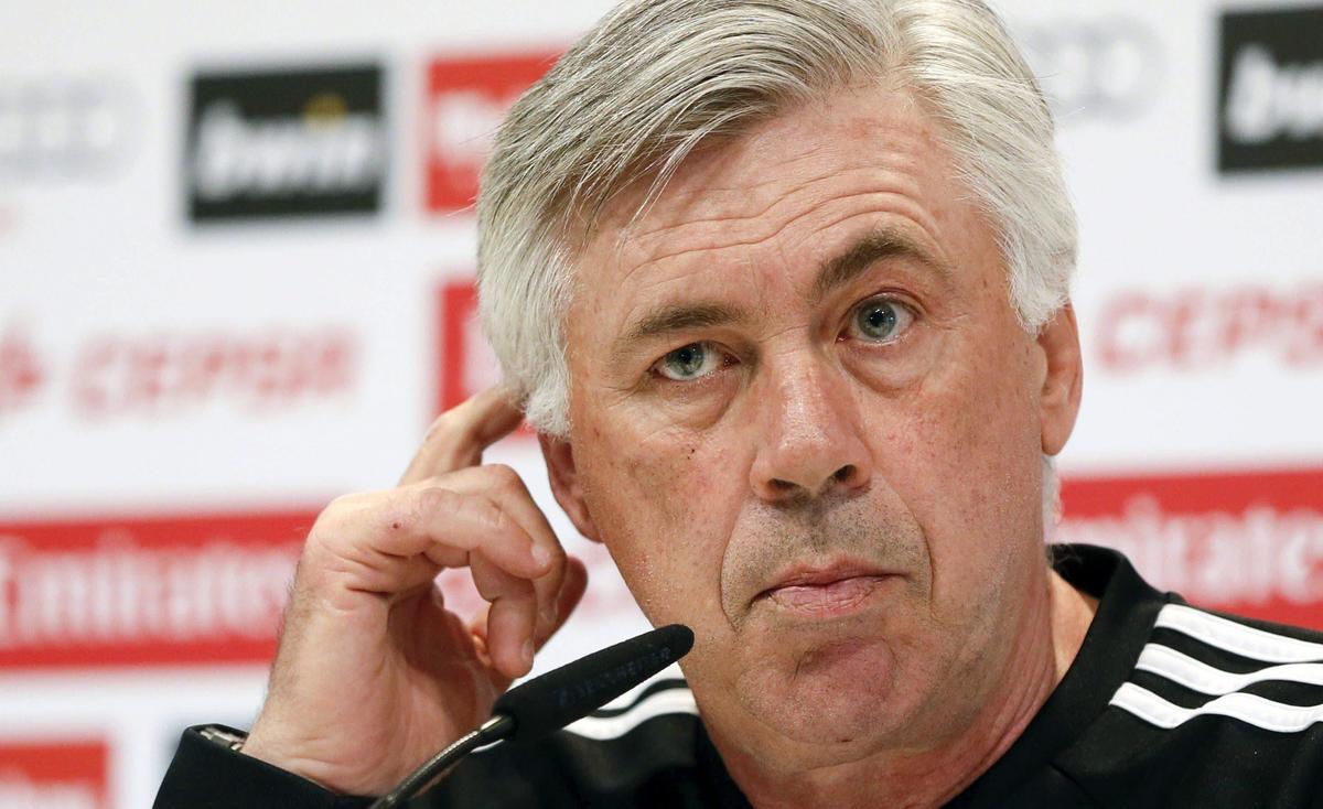 Berlusconi: «Se il Real licenzia Ancelotti, tornerà al Milan». Ancelotti: «Resto o mi fermo»