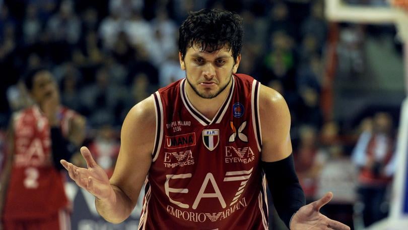 Gentile facile, Milano in semifinale