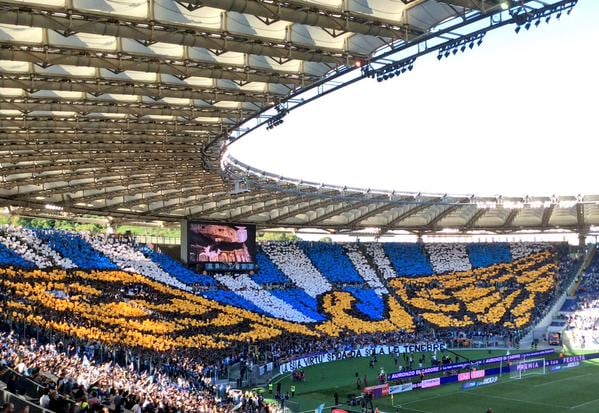 Derby Lazio-Roma: la spettacolare coreografia della Curva Nord