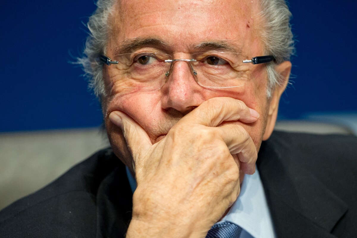 Corruzione: arresti alla Fifa. Indagato anche Blatter
