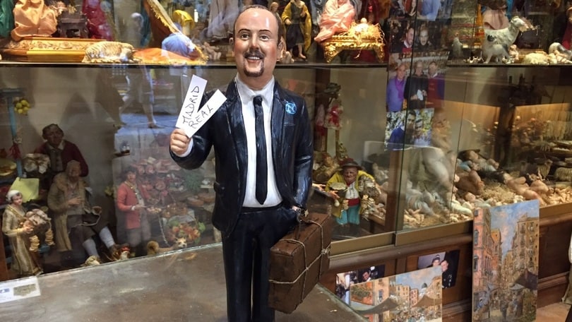 Napoli, Benitez ha già la valigia a San Gregorio Armeno