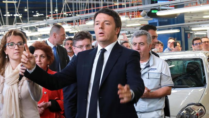 Renzi a Melfi: «Non vedo l'ora di comprarmi un'Alfa»