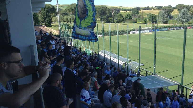 Entusiasmo Lazio: duemila tifosi all'allenamento a porte aperte