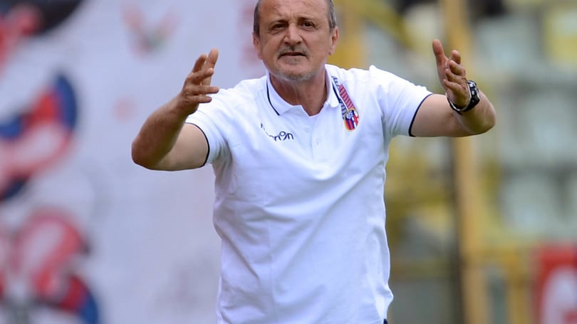 Rossi: «L'Avellino? Guai pensare al pari»