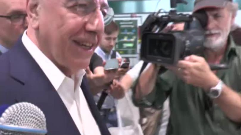 Galliani: "Sono più ottimista, mercoledì la risposta"