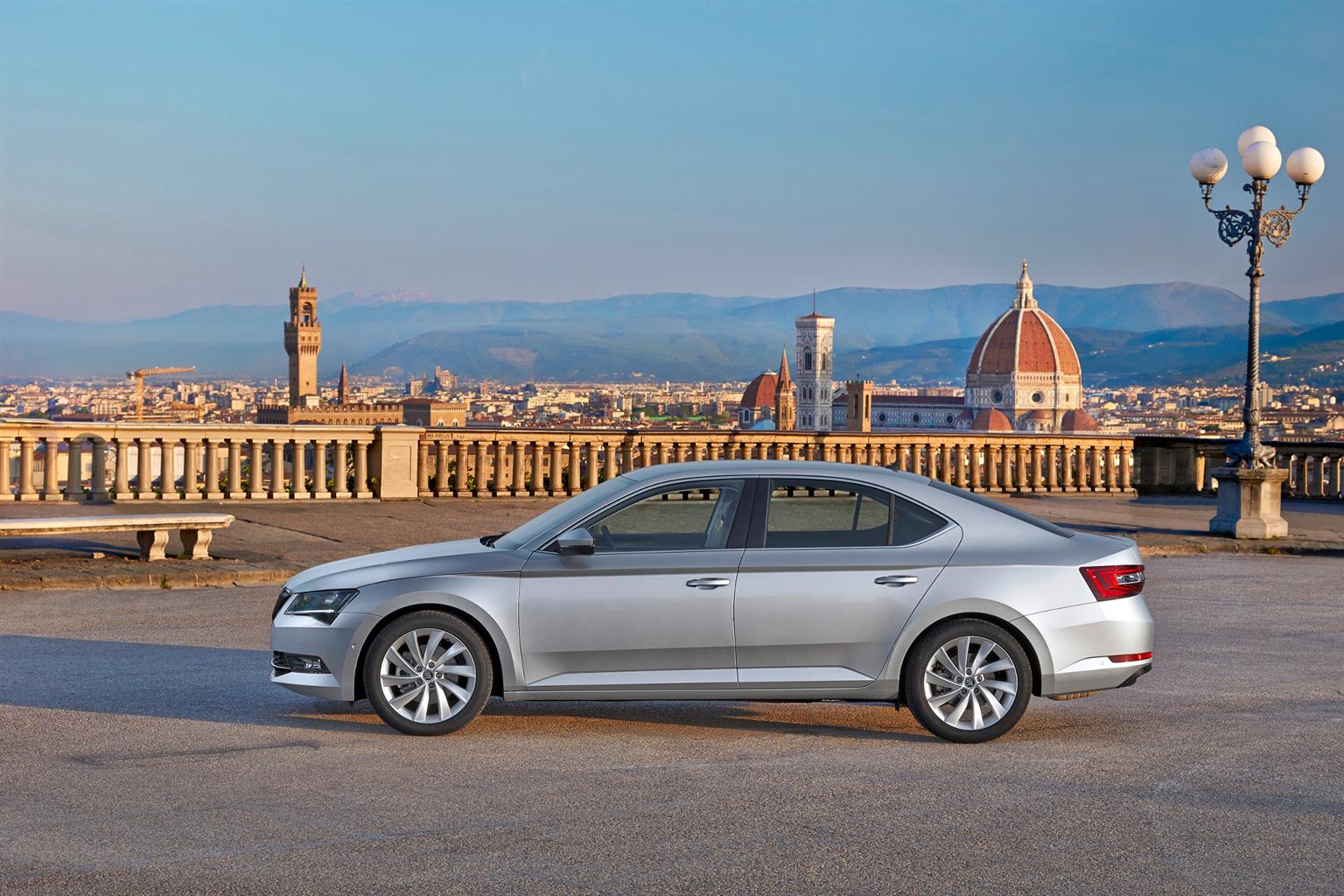 Skoda Superb, info, foto e prezzi