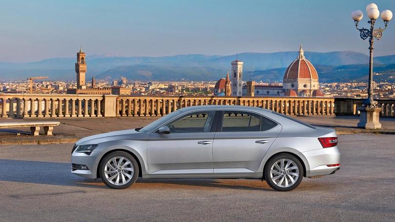Skoda Superb, info, foto e prezzi