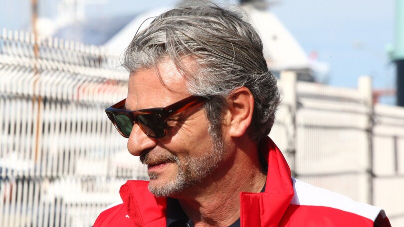 F1 Ferrari, Arrivabene: «Raikkonen resta se ottiene punti»
