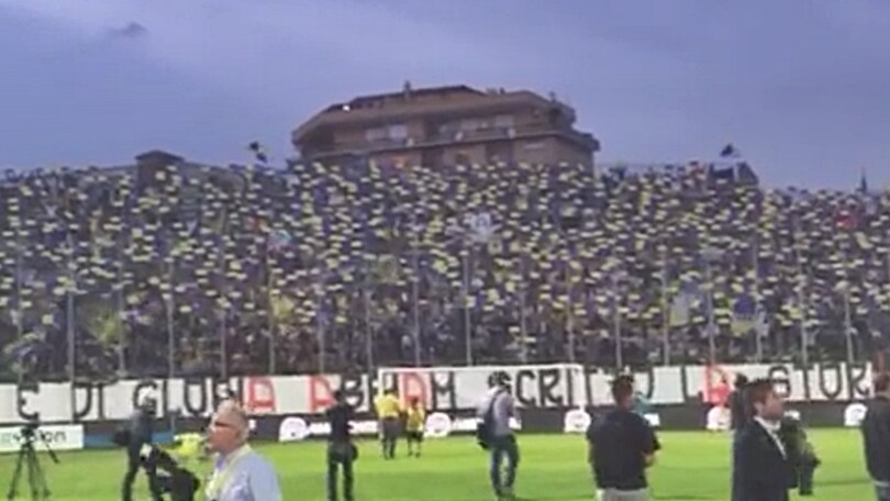 Frosinone, #FesteggiamolA: la coreografia del Matusa