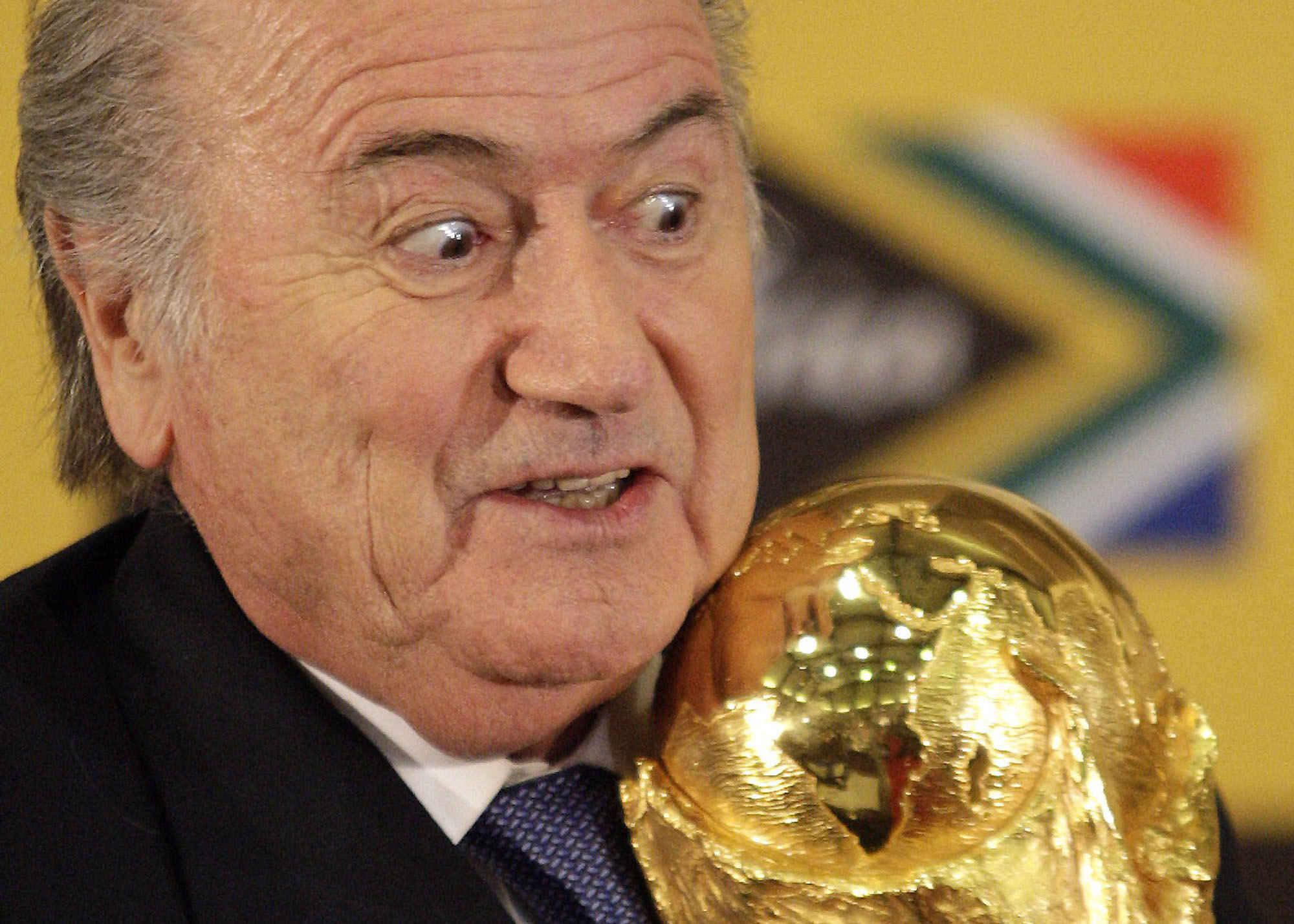 Fifa: Elezioni il 26 febbraio 2016. Blatter: Non mi candido