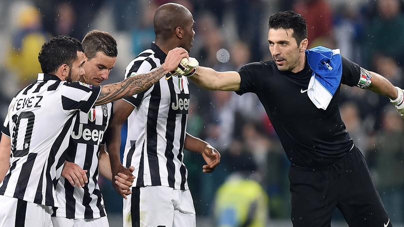 Buffon e la Juve: «Vidal lo porto in guerra, Pirlo è un genio»