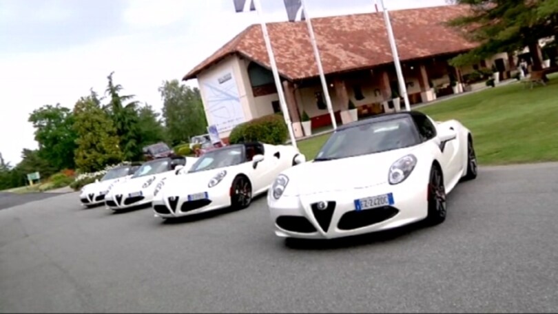 Alfa Romeo 4C Spider, nata per correre