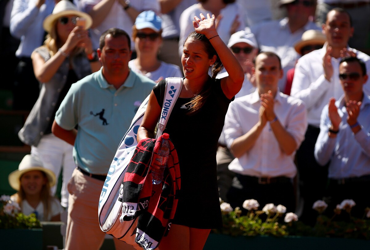 Ivanovic ko, Safarova prima finalista a Parigi