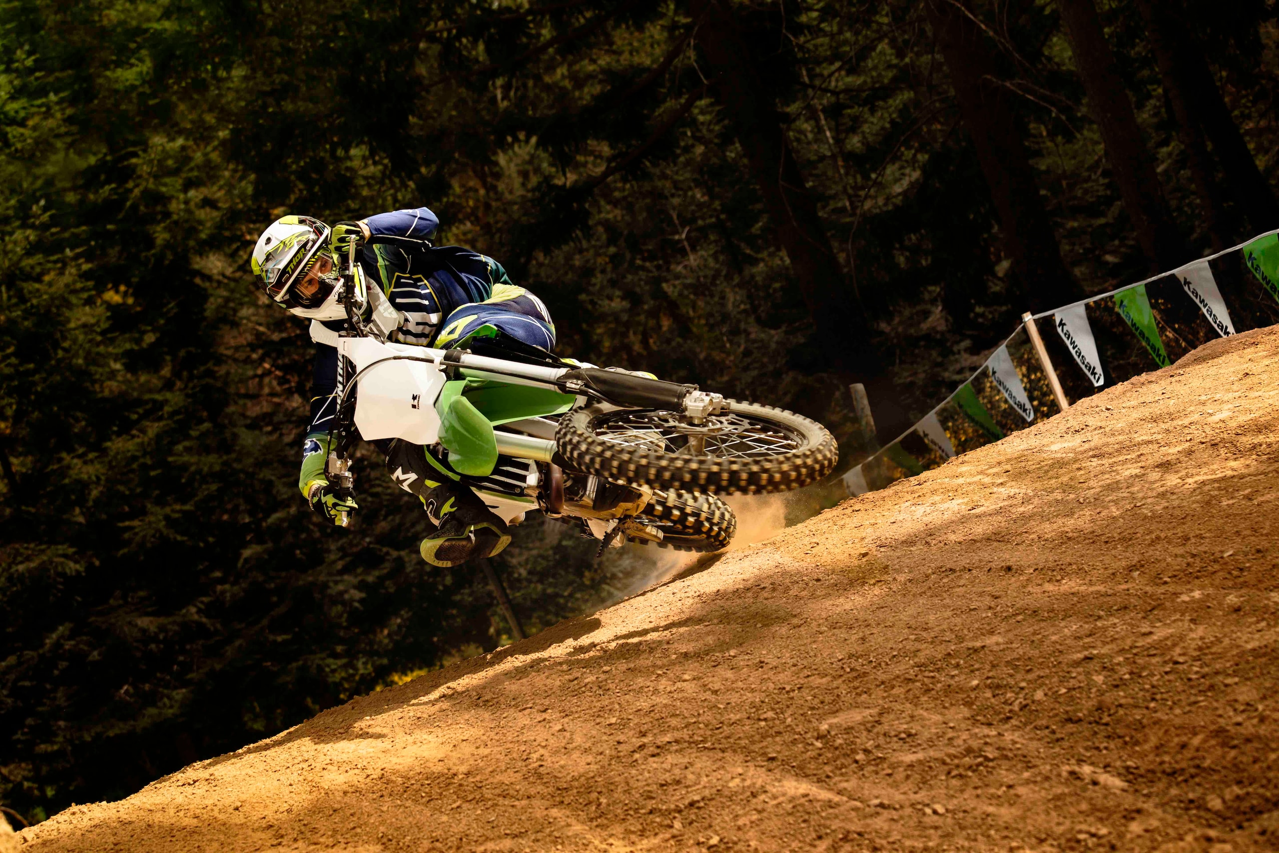 Kawasaki lancia la KX450F