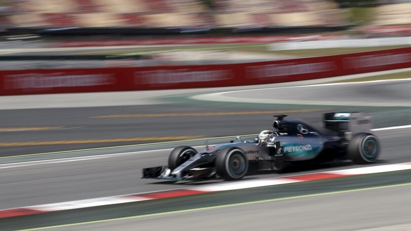 F1, Gp Canada: Hamilton subito davanti, Vettel quinto