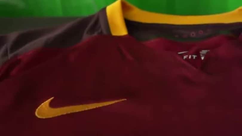 Roma, il backstage delle nuove maglie