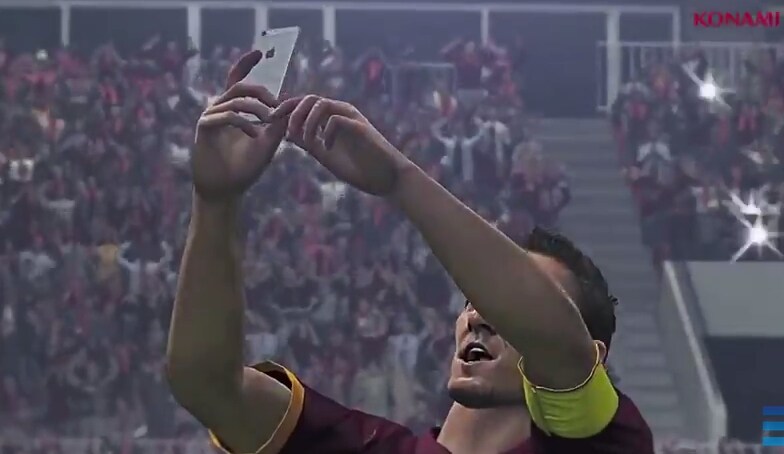 Il selfie di Totti finisce su Pes 2016
