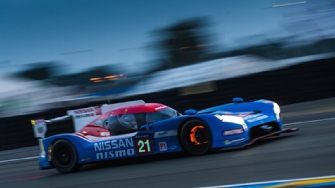 Nissan GT-R LM Nismo: foto
