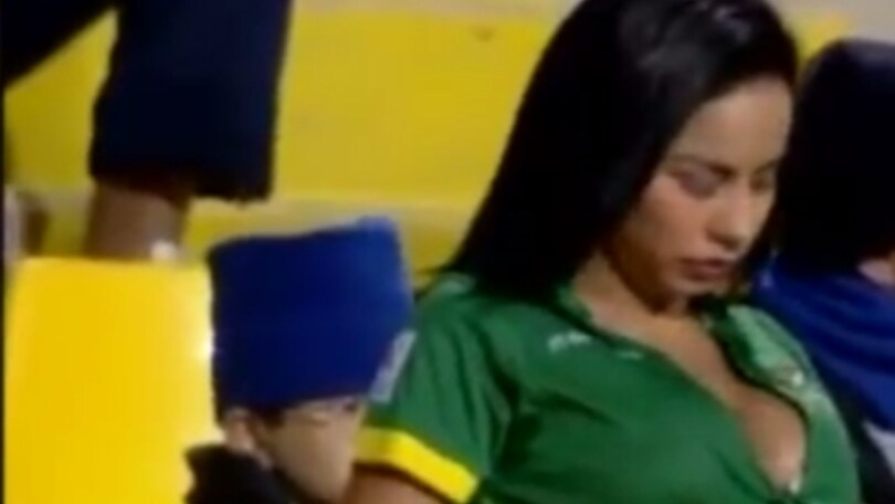 Maite Flores, ecco la sexy tifosa boliviana