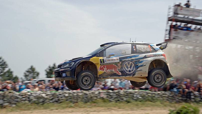 Rally di Sardegna, Ogier inarrestabile