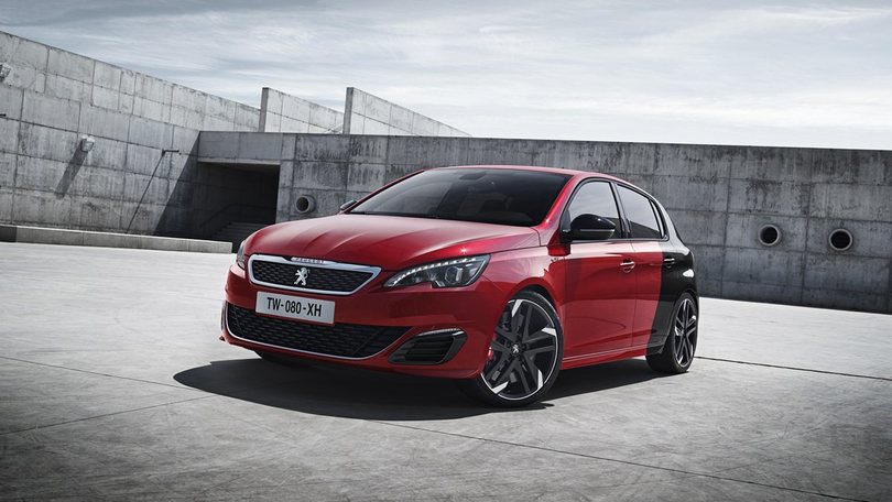 Peugeot 308 GTi, prime immagini