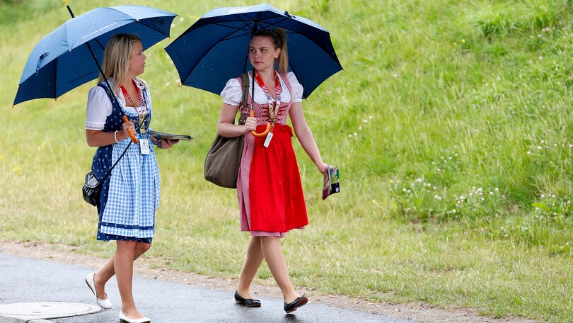 Gp Austria: paddock bagnato a Spielberg