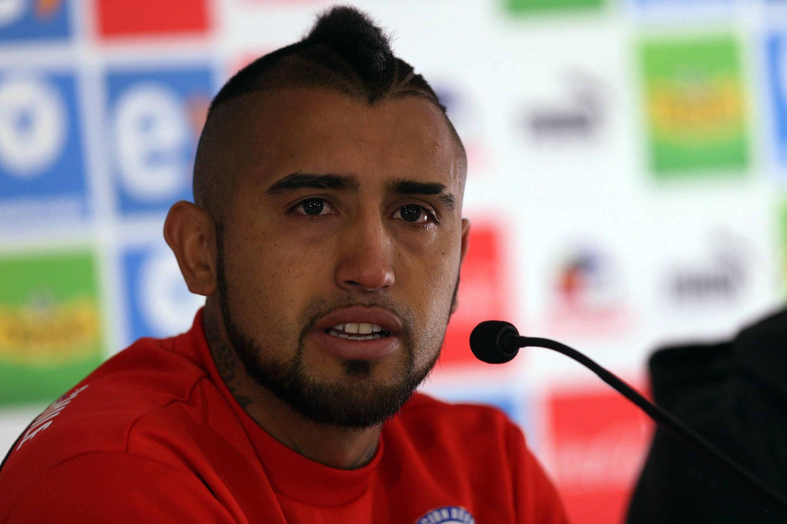 La stampa cilena: «Da Vidal pugno a un agente»